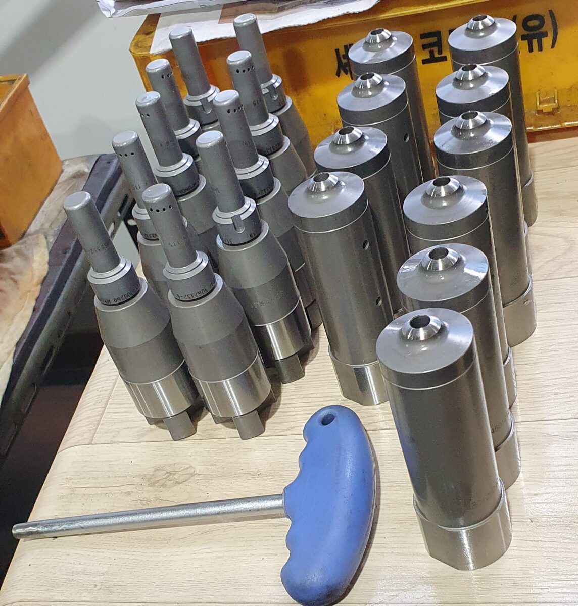 SLIDE TYPE FUEL VALVE FOR MAN B&W S46MCC & S50MCC (주)우리엔진